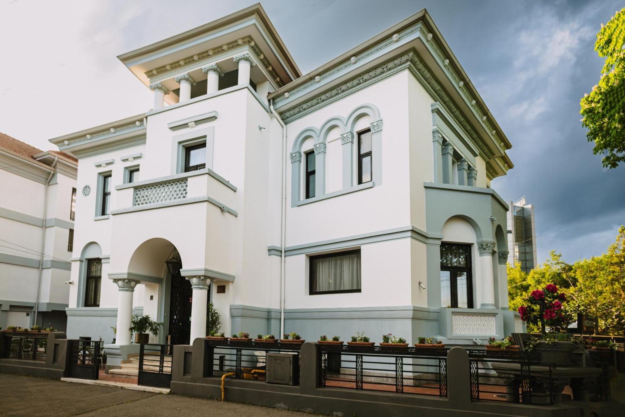 Vigo Hotel Ploiesti Exterior photo